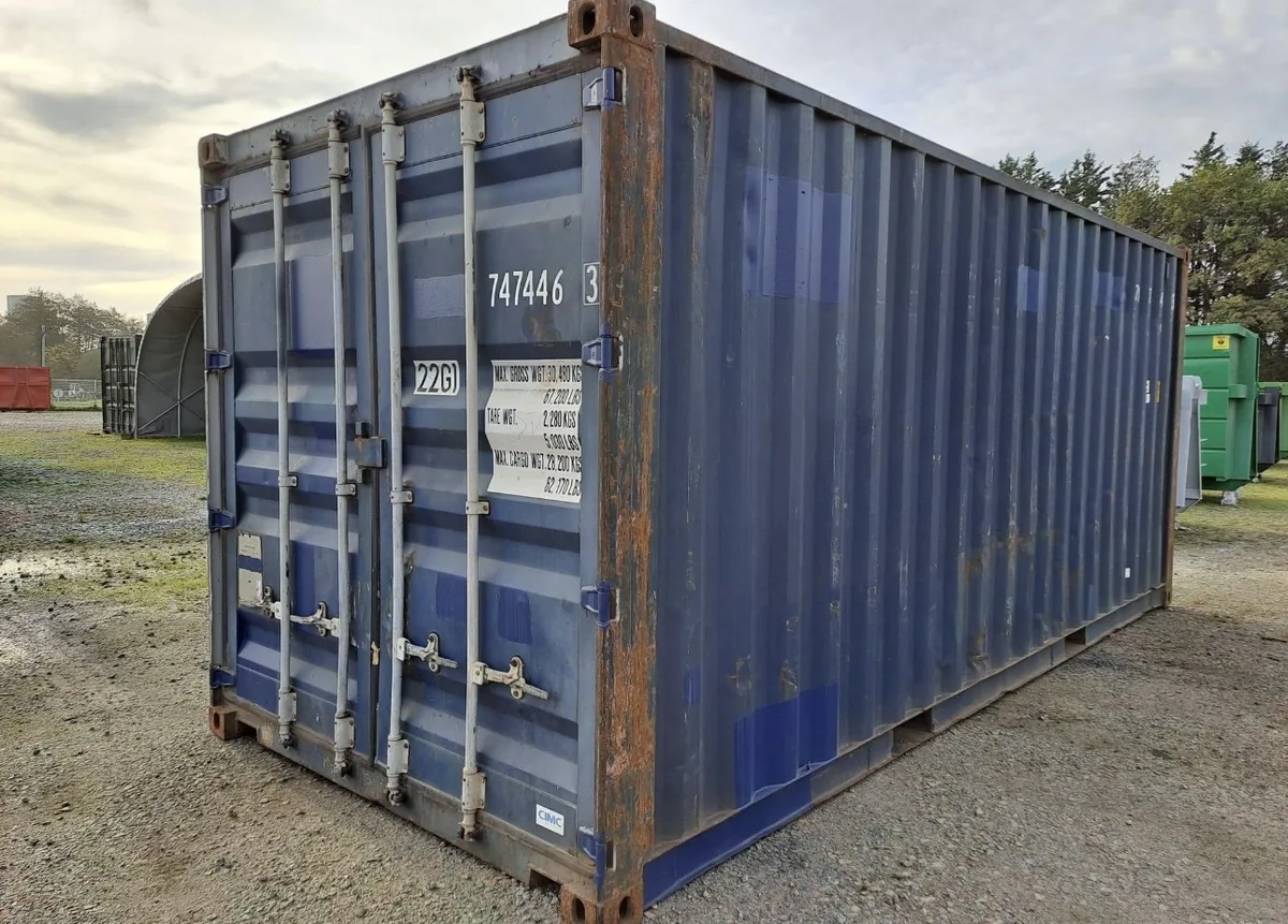 Used 20 ft dry container from a mixed leasing fleet